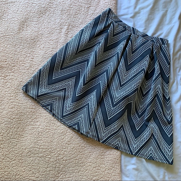 Chevron Midi Skirt - Picture 5 of 5